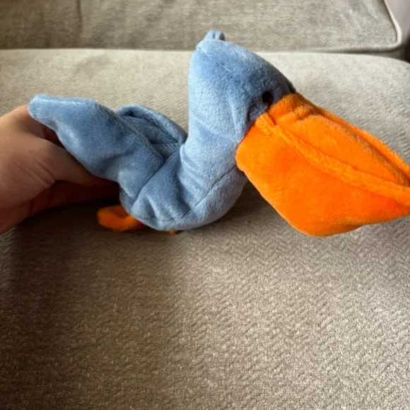 TY Pelican "Scoop" Beanie Baby - Picture 4 of 4